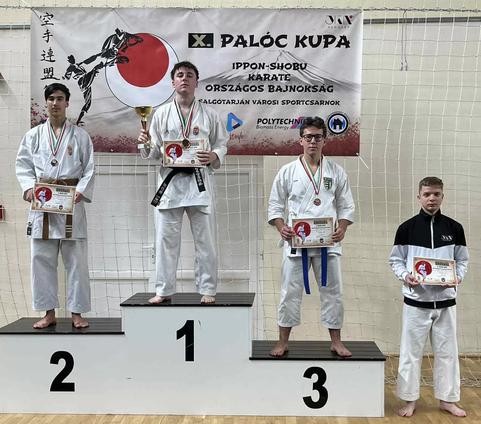 Kelemen Csaba a dobogó legfelső fokán