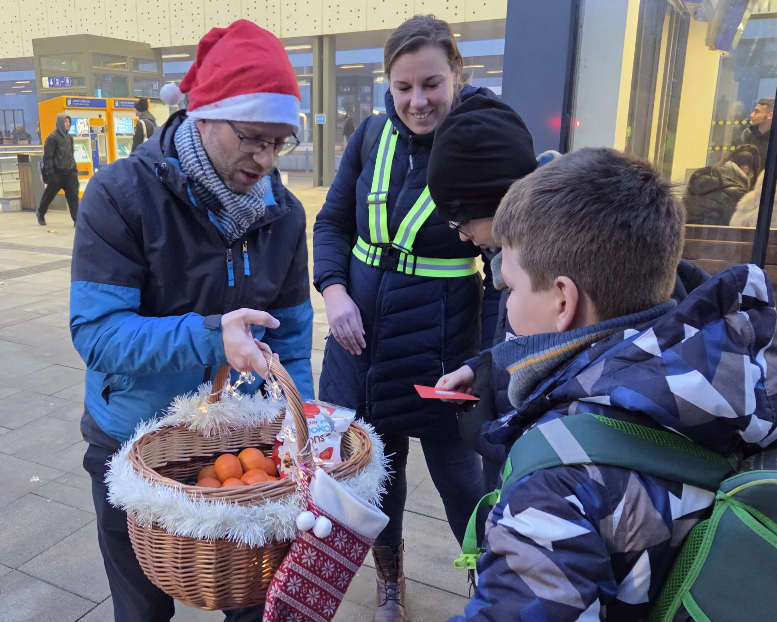 20251209 071643 scaled