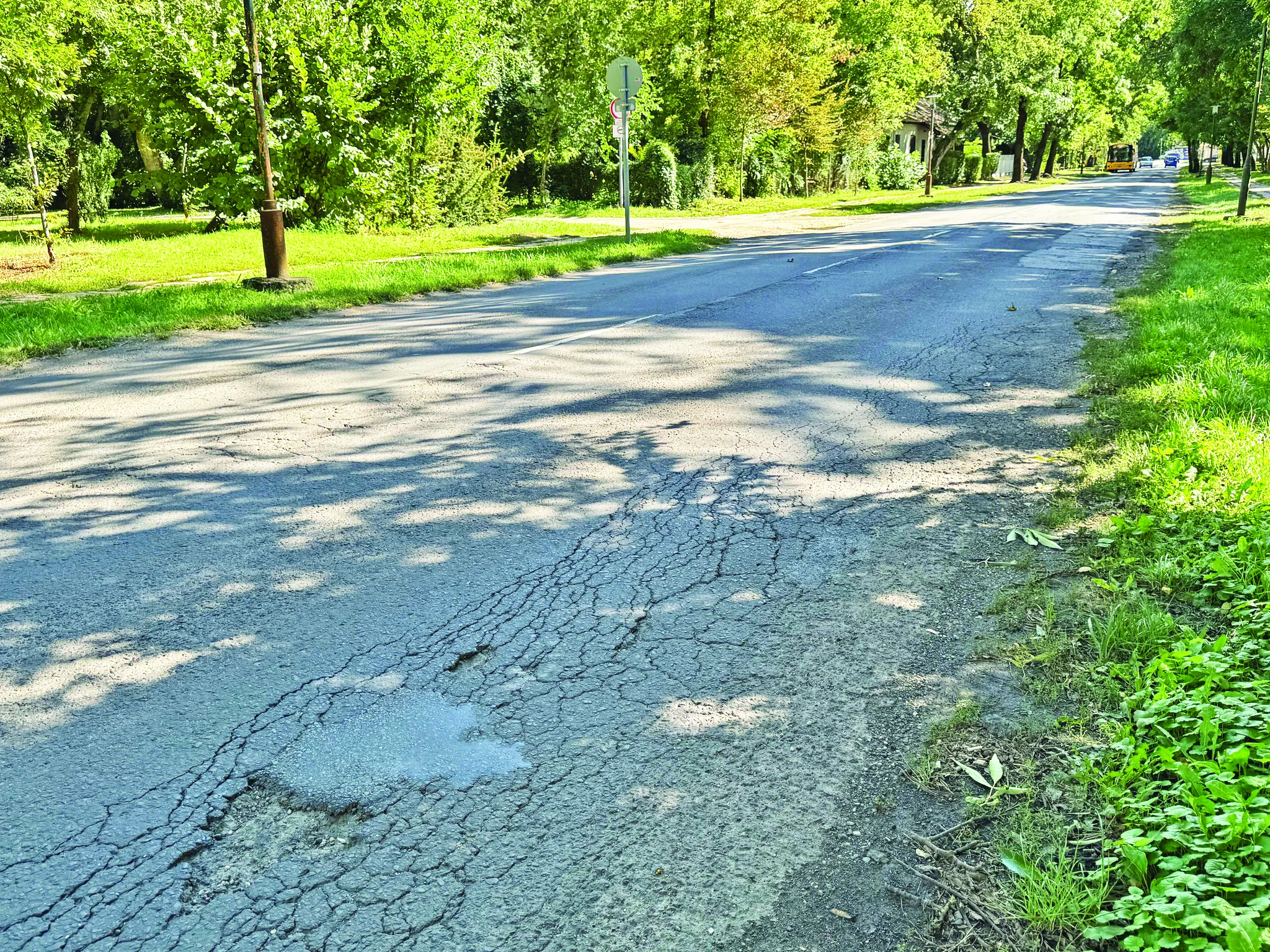 Hamarosan elfelejthetjük a kátyúkat