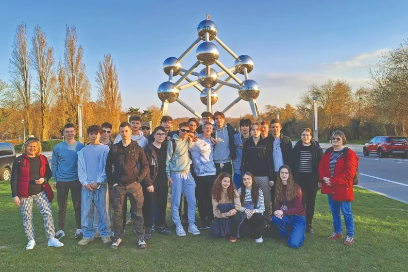 Gödöllőiek az Atomiumnál