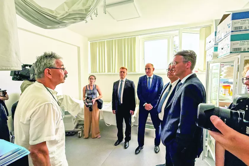 Polgármesteri és miniszteri szemle | Fotó: Jaeger Ákos