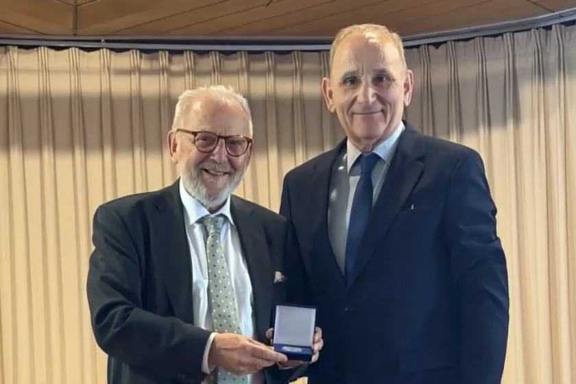 A nyugdíjba vonuló Klaus Habermannt dr. Gémesi György köszönti