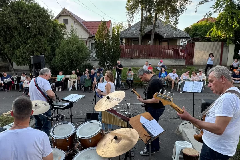 Rehorovszky Gáborék zenéltek