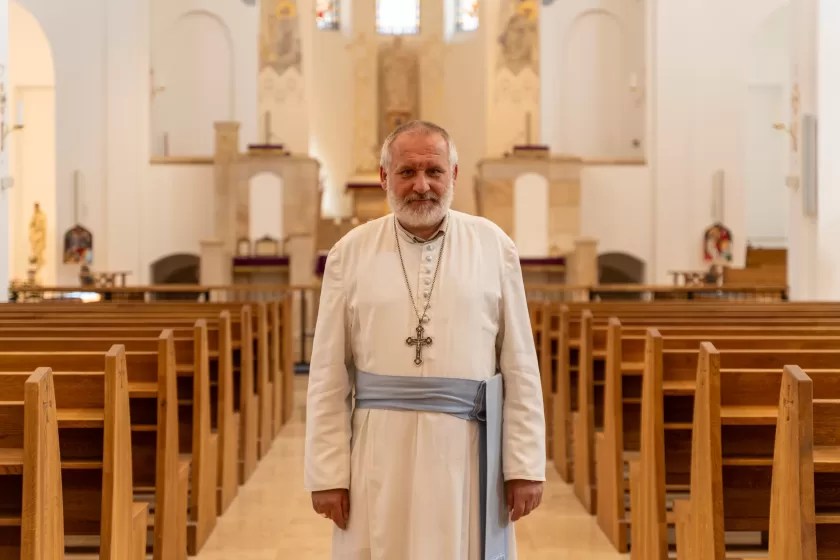 Balogh Péter Piusz: „Ez egy más léptékű hely, újra kell terveznünk a liturgia elemeit” | Fotó: Buza Zsófia